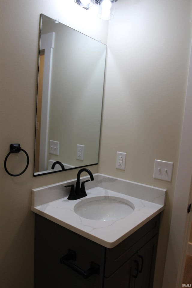 534 E Dogwood Ct, Spencer, IN 47460 - bathroom featuring vanity