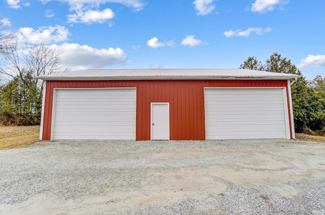 view of detached garage