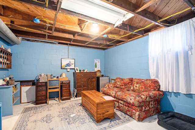 interior space featuring concrete flooring