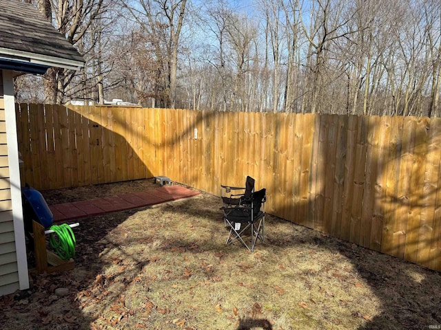 view of yard featuring fence