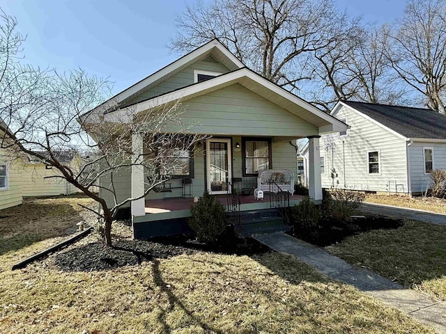 view of front of property featuring a porch