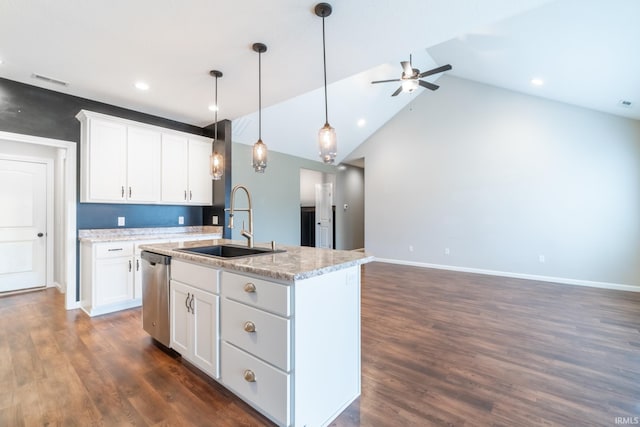 kitchen featuring a sink, decorative light fixtures, dark wood finished floors, dishwasher, and a kitchen island with sink