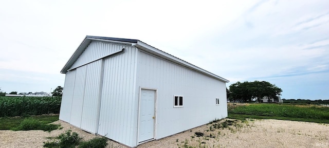 view of outdoor structure featuring an outdoor structure