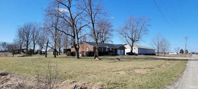 view of front facade with a front lawn