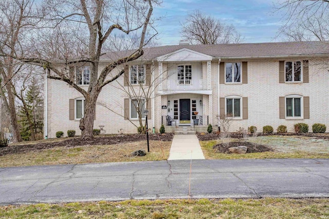 view of front of property with brick siding