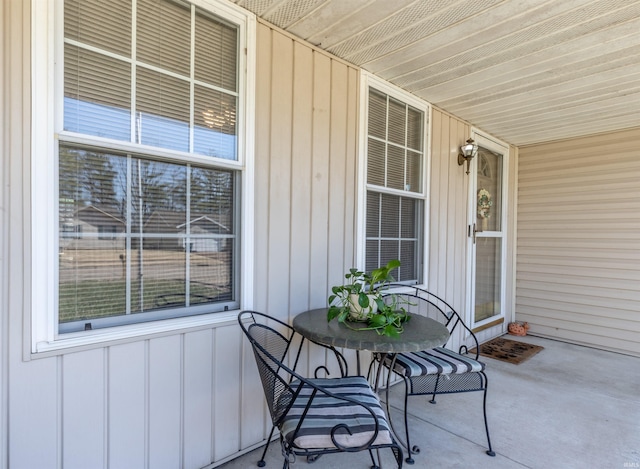 view of patio / terrace with a porch