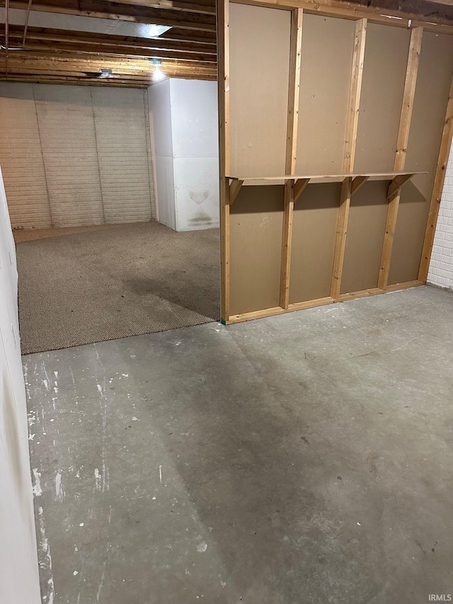 view of unfinished basement