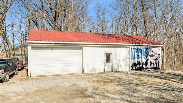 view of detached garage