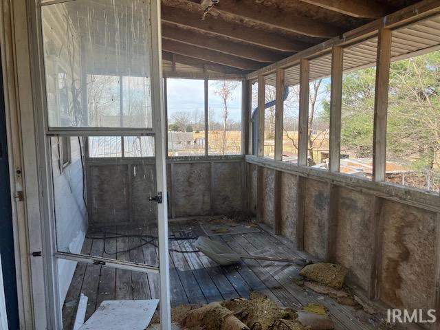 view of unfurnished sunroom