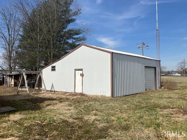 view of outbuilding with an outbuilding