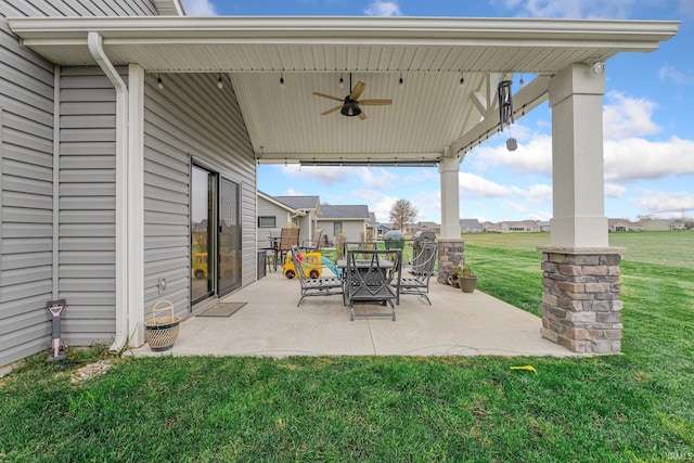 view of patio featuring a ceiling fan