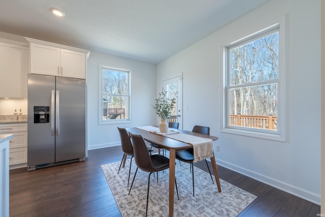 dining area featuring recessed lighting, baseboards, and dark wood-style flooring