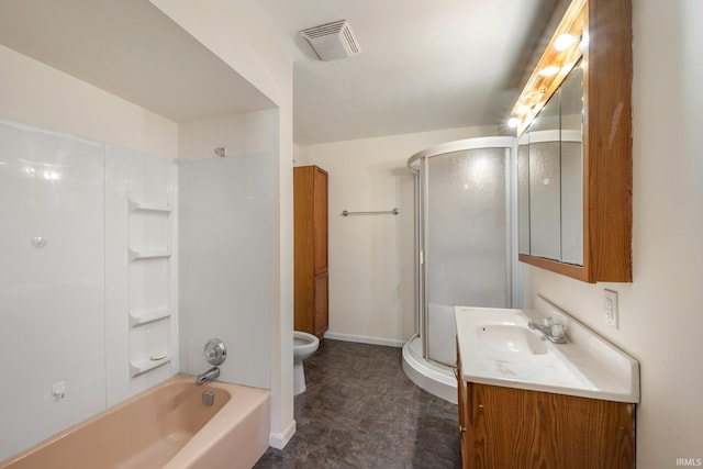 full bathroom with vanity, a bidet, baseboards, visible vents, and combined bath / shower with glass door