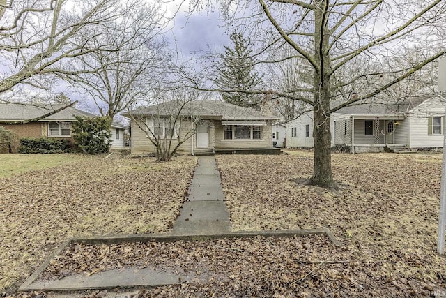 view of front of property