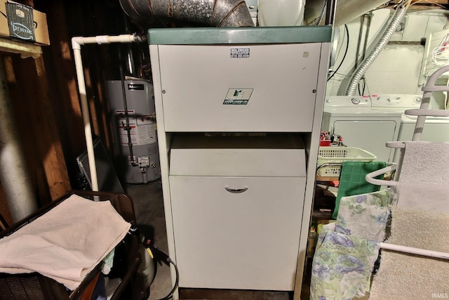 utilities with gas water heater and separate washer and dryer