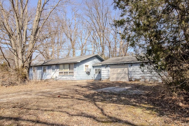 view of front of property with an attached garage