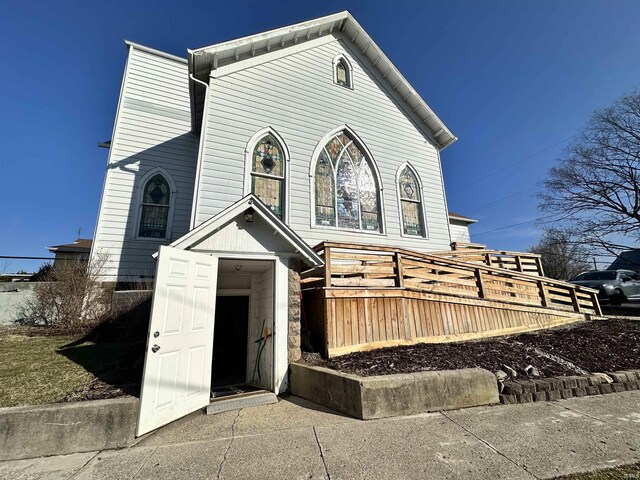 316 N Main St, Churubusco, IN 46723 - view of front of house