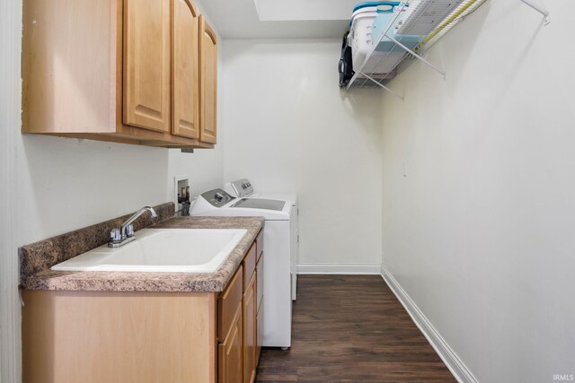 1814 Abbotsbury Way, Lafayette, IN 47909 - clothes washing area featuring a sink, dark wood finished floors, cabinet space, separate washer and dryer, and baseboards