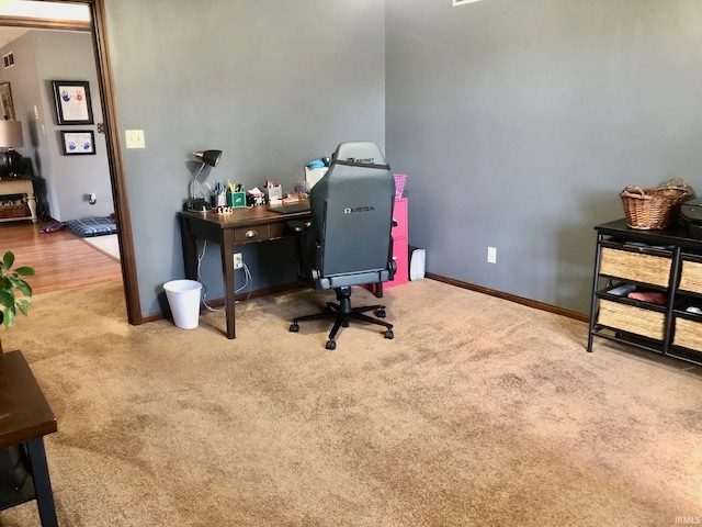 9420 Darmstadt Rd, Evansville, IN 47710 - carpeted office featuring baseboards