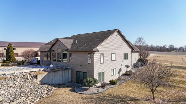 2723 E Kammerer Rd, Kendallville, IN 46755 - back of property featuring central air condition unit