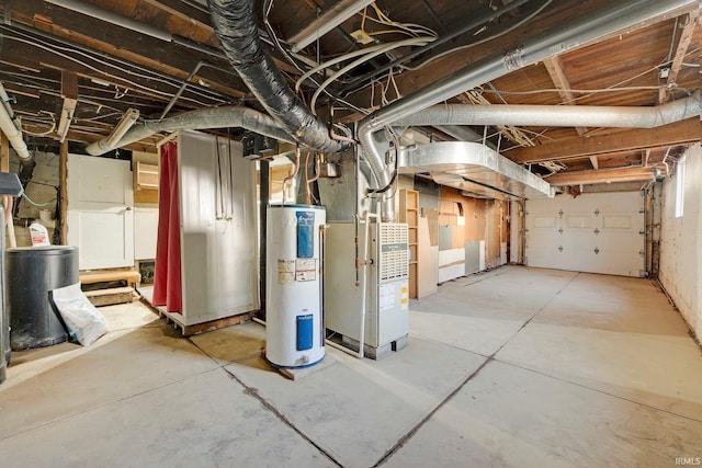 5540 N Willow Ave, Columbia City, IN 46725 - unfinished below grade area with electric water heater