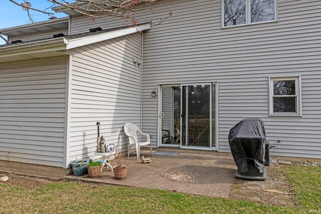 6027 Old Brook Dr, Fort Wayne, IN 46835 - back of house featuring a patio