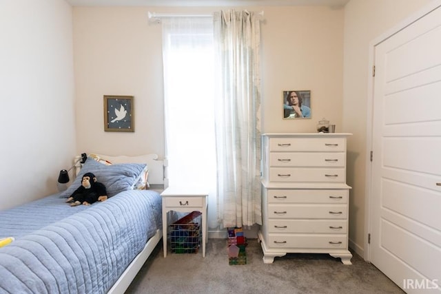 bedroom featuring carpet floors