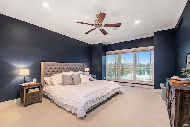 bedroom featuring light colored carpet, recessed lighting, ornamental molding, baseboards, and a ceiling fan