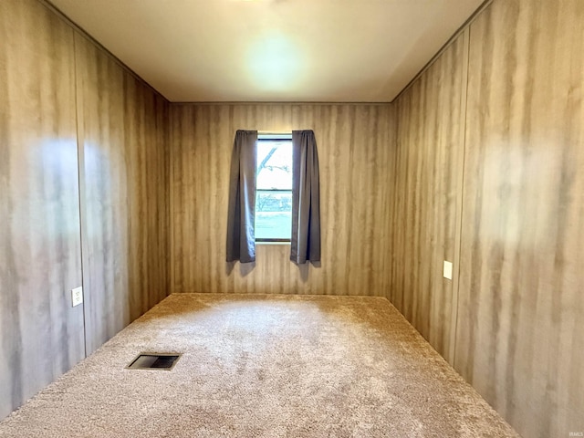 603 N Maple St, Converse, IN 46919 - carpeted spare room featuring visible vents