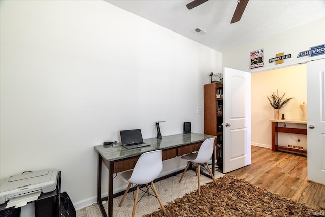 5424 W Hoge Dr, Bloomington, IN 47403
