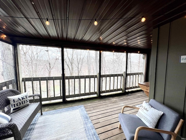 view of sunroom / solarium