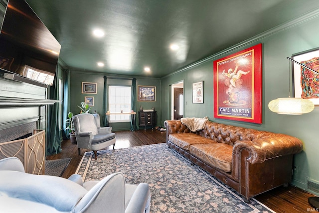 4707 Old Mill Rd, Fort Wayne, IN 46807 - living area featuring baseboards, ornamental molding, a fireplace, recessed lighting, and wood finished floors