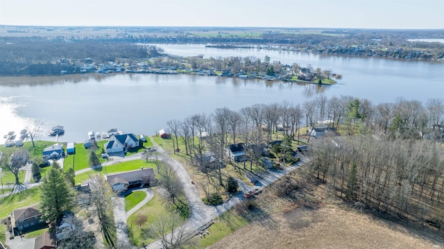 5793 E Pierce Rd, Monticello, IN 47960 - birds eye view of property with a water view