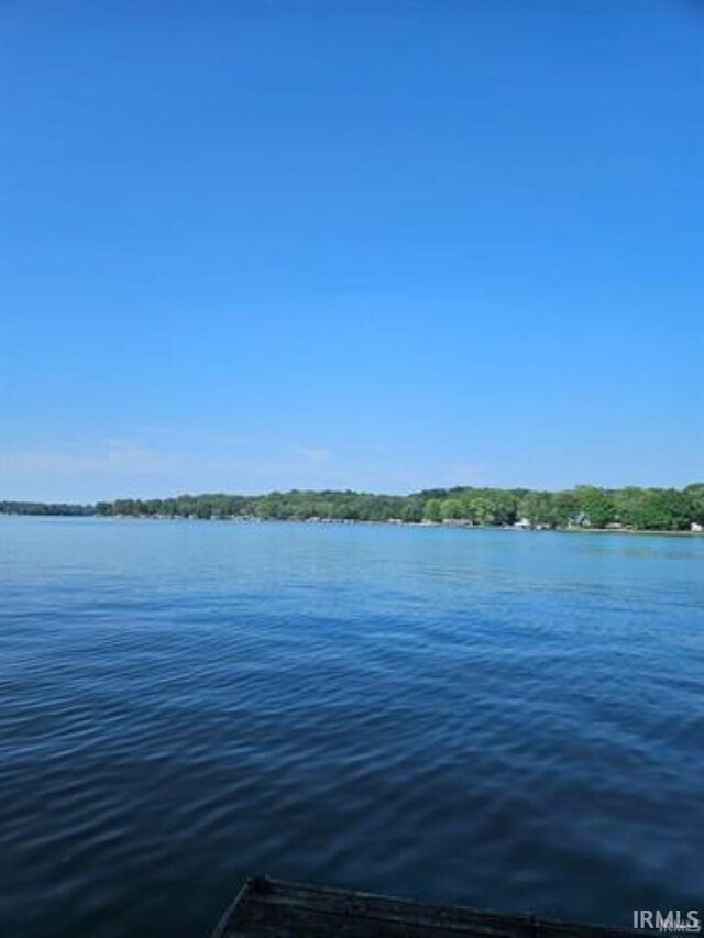 7801 N Upper Hambridge Dr, Monticello, IN 47960