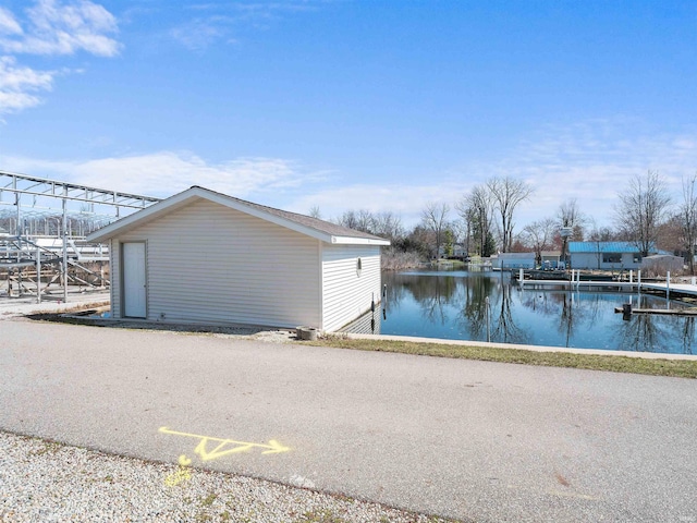 11523 N Crowdale Dr, Syracuse, IN 46567 - exterior space with a water view