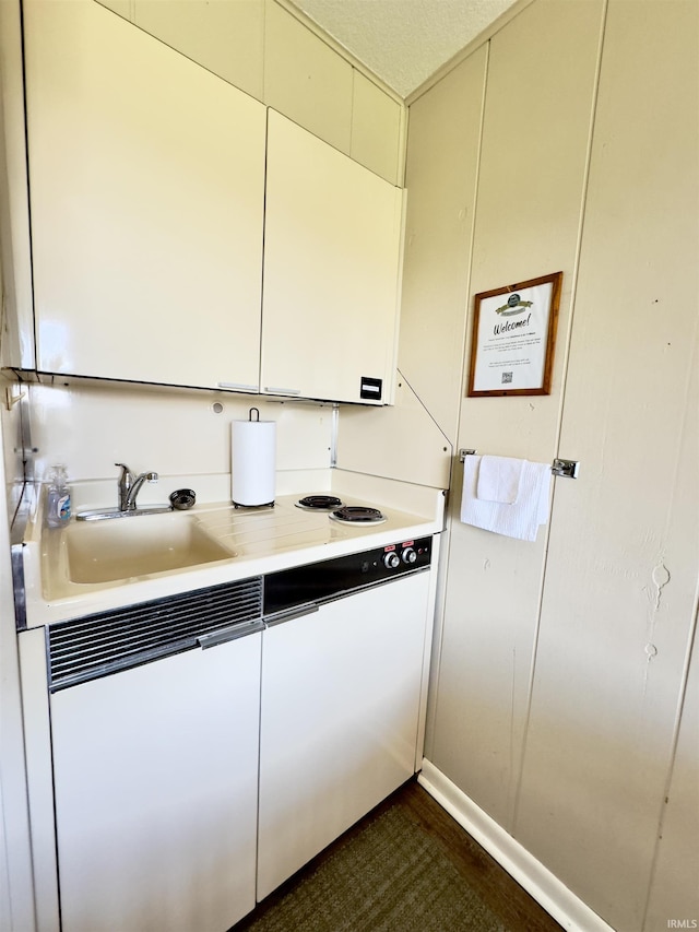 342 E Himes St, North Webster, IN 46555 - kitchen with light countertops and a sink
