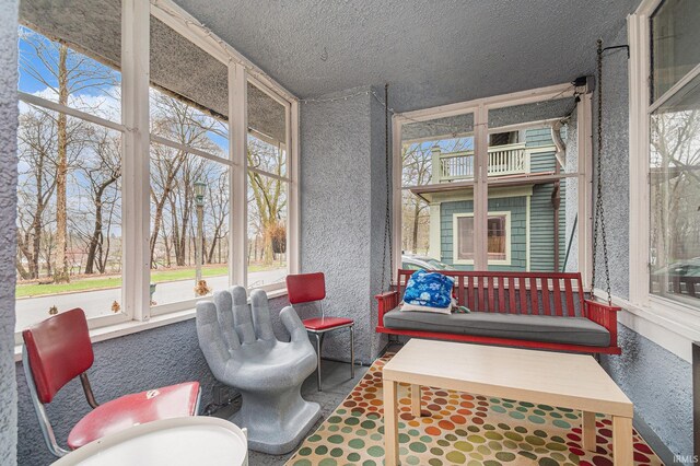 1069 Riverside Dr, South Bend, IN 46616 - view of sunroom / solarium
