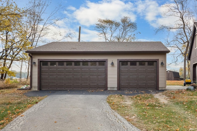view of detached garage