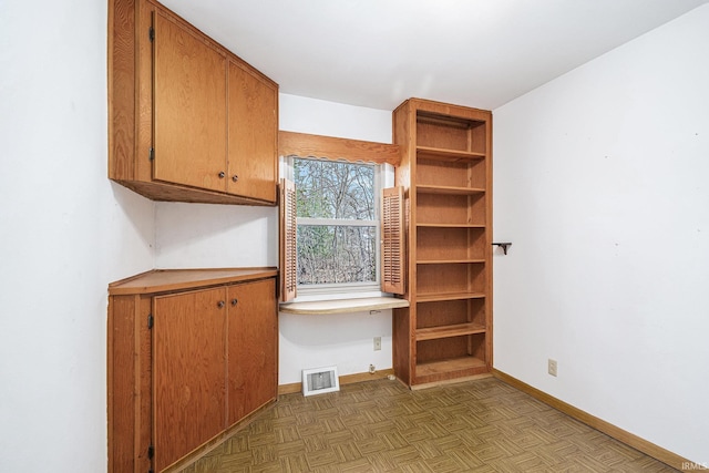 619 Widaman St, Warsaw, IN 46580 - spare room featuring visible vents and baseboards