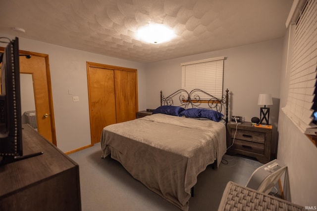 bedroom featuring a closet