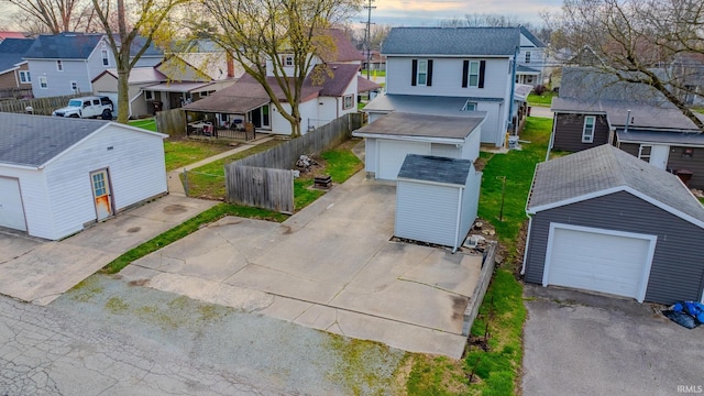 birds eye view of property featuring a residential view