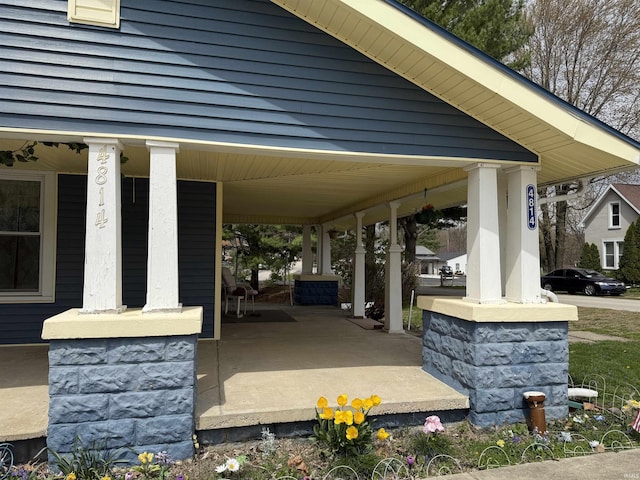 view of patio / terrace featuring covered porch