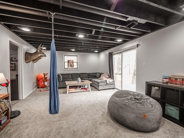 8013 Larch Ln, Evansville, IN 47710 - living area featuring carpet