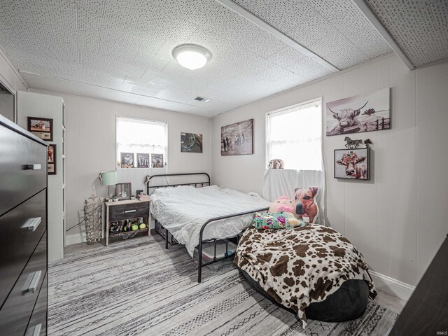8013 Larch Ln, Evansville, IN 47710 - bedroom featuring baseboards and visible vents