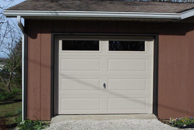 320 W Ritter St, Ellettsville, IN 47429 - view of garage