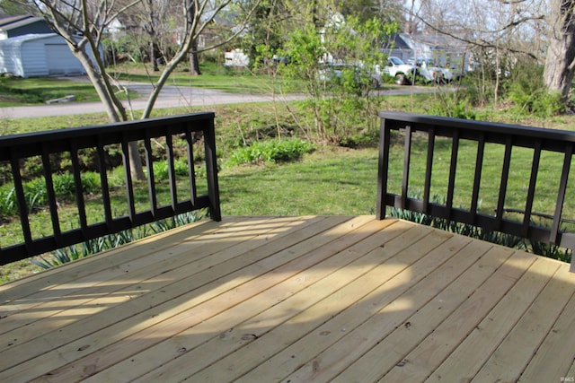 320 W Ritter St, Ellettsville, IN 47429 - wooden deck with a yard