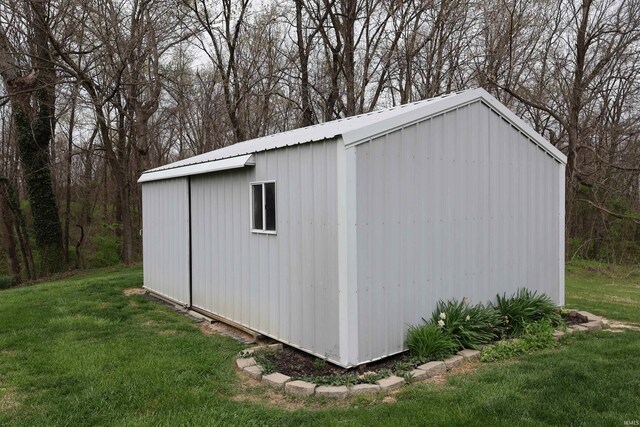 12176 E 350 N, Loogootee, IN 47553 - view of outdoor structure featuring an outbuilding