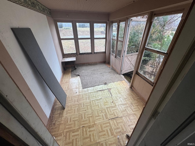 428 N Lincoln St, Oakland City, IN 47660 - view of unfurnished sunroom
