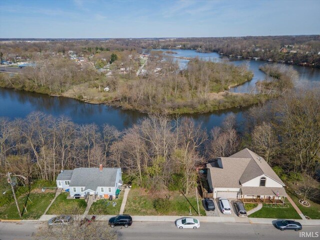 207 Bluff St, Monticello, IN 47960