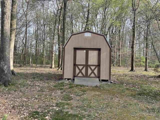 1807 Sterling Oaks Dr, Sellersburg, IN 47172 - view of shed featuring a view of trees